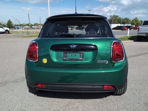 Used 2024 MINI Cooper SE FWD image 6