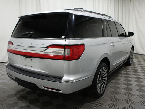Used 2019 Lincoln Navigator L Reserve w/ Cargo Package AWD/4WD image 36
