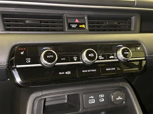 New 2025 Honda Pilot EX-L image 24