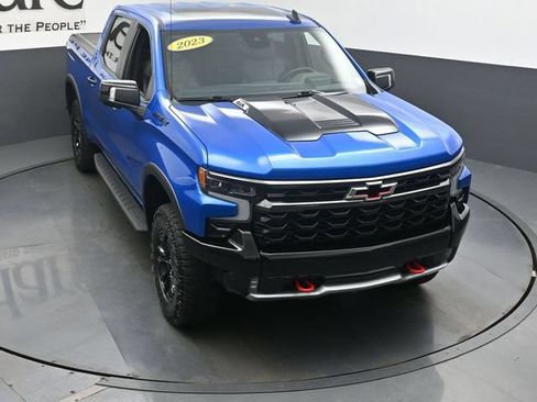 Used 2023 Chevrolet Silverado 1500 ZR2 w/ Technology Package AWD/4WD image 47