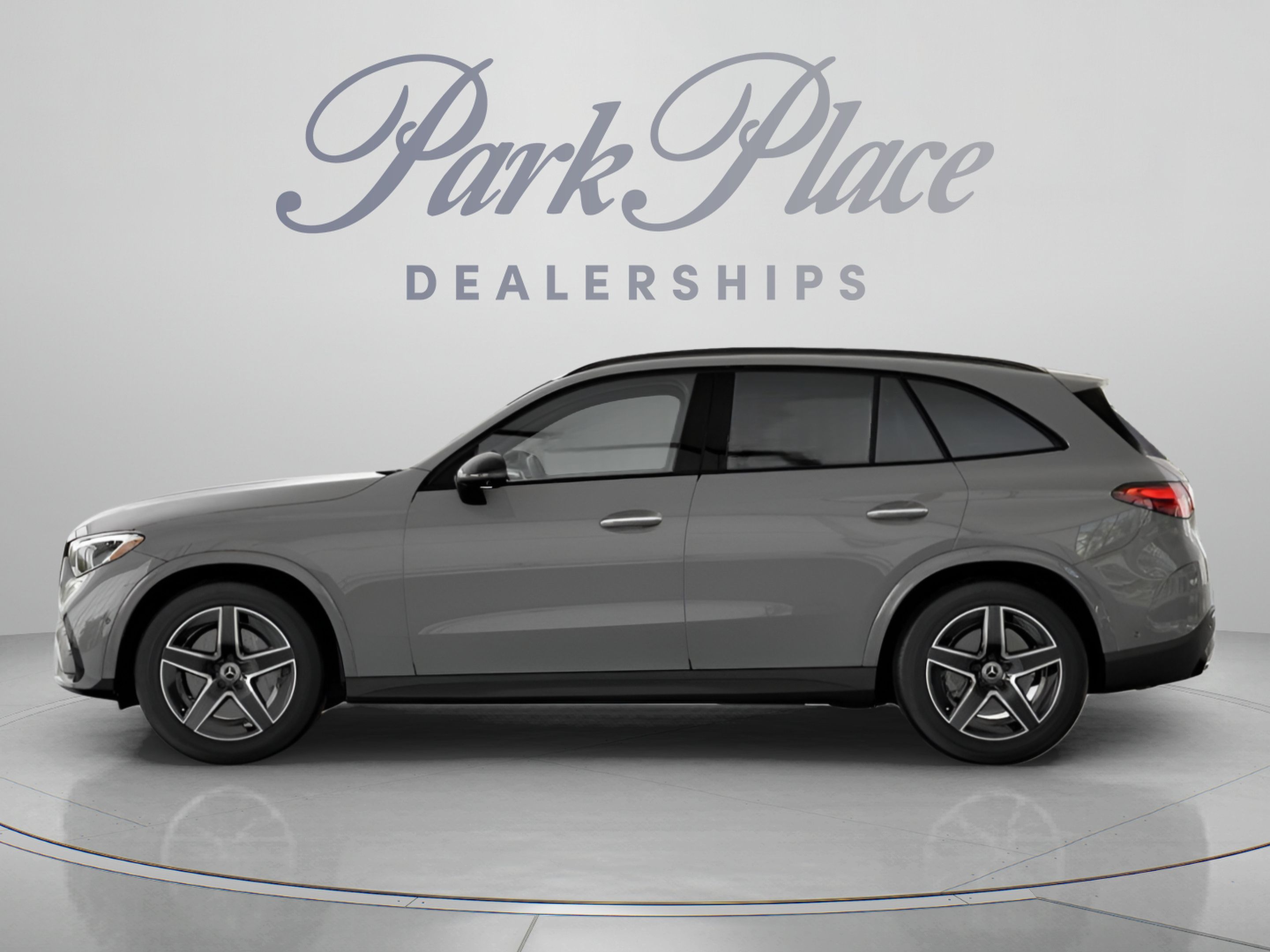 Used 2026 Mercedes-Benz GLC 300 image 6
