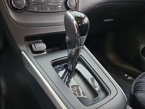 Used 2016 Nissan Sentra SV image 20