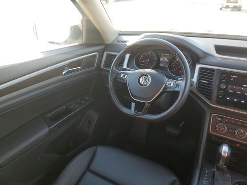 Used 2019 Volkswagen Atlas SE image 17