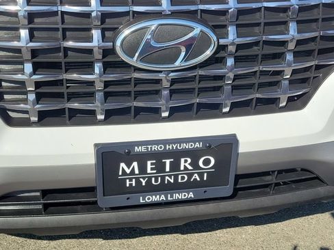 Used 2025 Hyundai Venue SEL FWD image 34