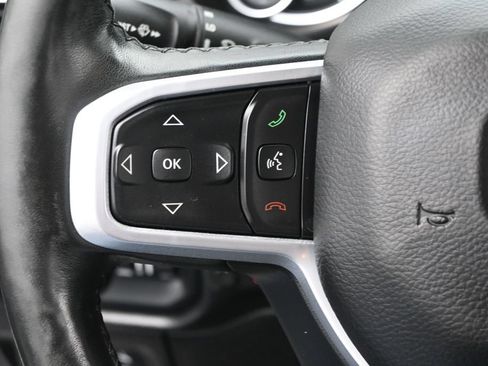 Used 2019 RAM 1500 Big Horn AWD/4WD image 18