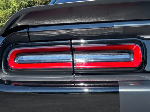 Used 2023 Dodge Challenger SRT Hellcat RWD image 9