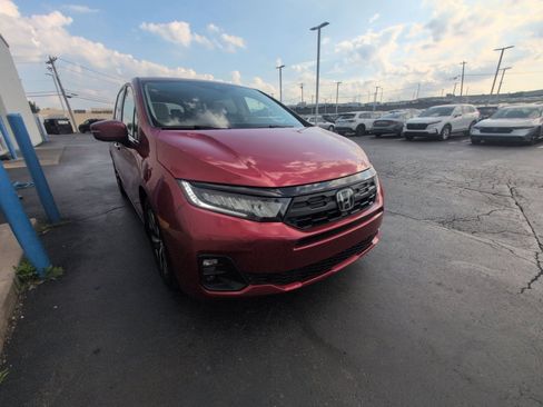 Used 2025 Honda Odyssey EX-L image 16