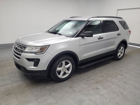 Used 2018 Ford Explorer 4WD image 2