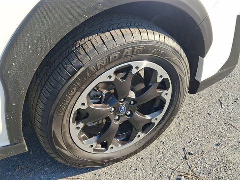 Certified 2023 Subaru Crosstrek 2.0i Premium image 23