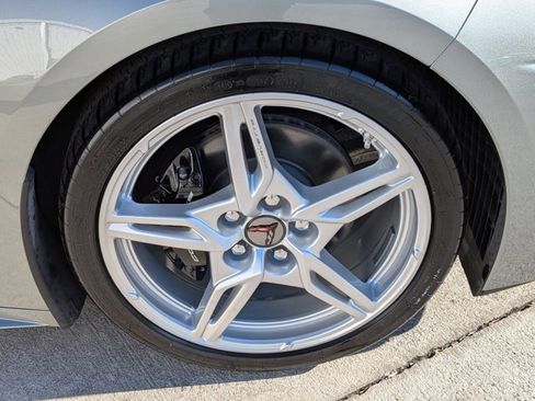 Used 2023 Chevrolet Corvette Stingray Preferred Conv w/ 2LT image 21