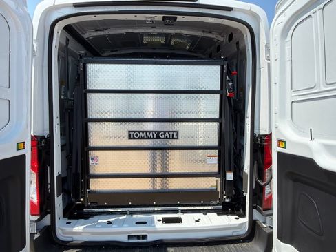 Used 2023 Ford E-Transit Medium Roof RWD image 12