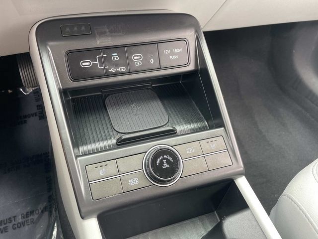 Used 2024 Hyundai Kona SEL w/ Convenience Package AWD/4WD image 23