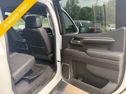 Used 2024 GMC Sierra 1500 Elevation w/ Elevation Premium Package AWD/4WD image 10