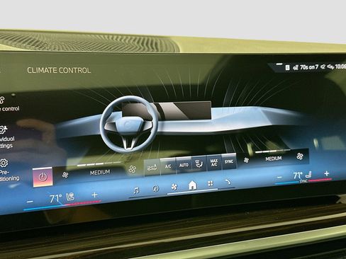 New 2026 BMW X5 xDrive40i w/ M Sport Package image 16