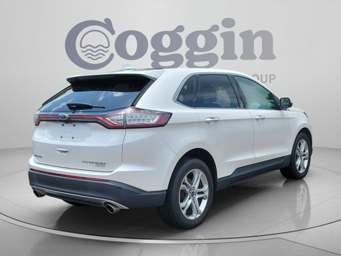 Used 2018 Ford Edge Titanium FWD image 5