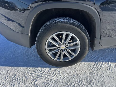 Certified 2023 Chevrolet Traverse LT w/ LPO, Floor Liner Package image 9