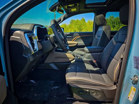 New 2026 GMC Canyon Denali AWD/4WD image 14