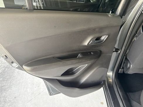 Used 2020 Chevrolet Trax LS w/ Tint and Cruise Package FWD image 13