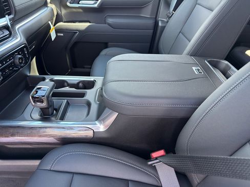 New 2026 Chevrolet Silverado 1500 LTZ w/ LTZ Convenience Package II image 15