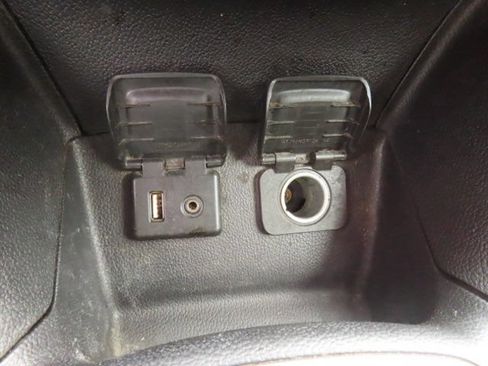 Used 2018 Chevrolet Cruze LS FWD image 22