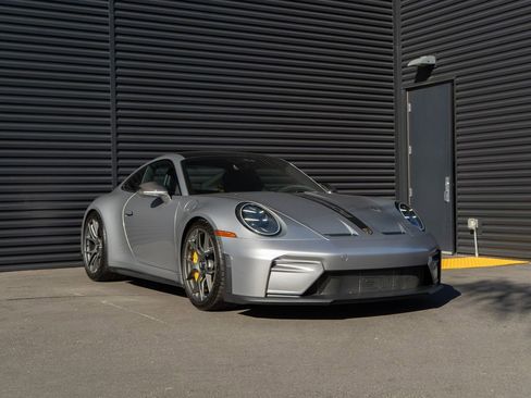 Used 2026 Porsche 911 GT3 image 7
