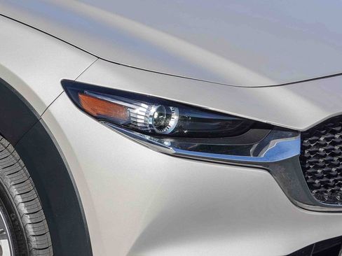 Used 2022 MAZDA CX-30 AWD 2.5 S w/ Select Package image 11