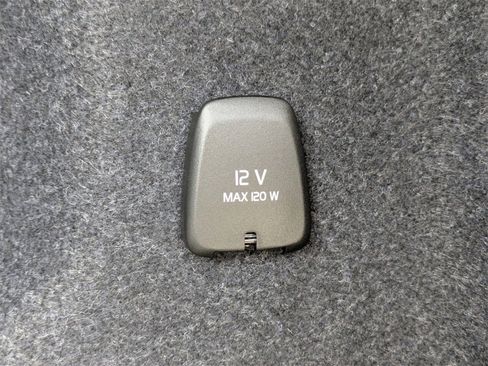 New 2026 Volvo XC40 B5 Plus w/ Protection Package Premier image 14