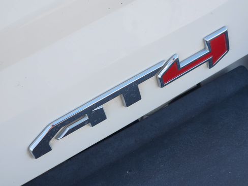 Used 2022 GMC Canyon AT4 AWD/4WD image 12