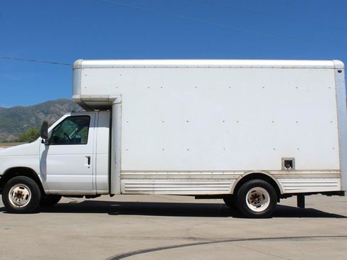 Used 2007 Ford E-450 and Econoline 450 RWD image 43