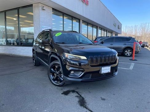 Used 2021 Jeep Cherokee Latitude Plus image 3