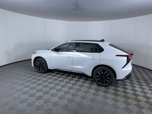 New 2026 Subaru Solterra Premium AWD/4WD image 6