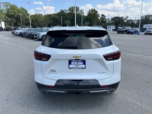 Used 2025 Chevrolet Blazer Premier w/ Driver Confidence II Package image 7