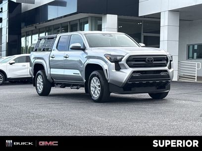 Used 2025 Toyota Tacoma SR5