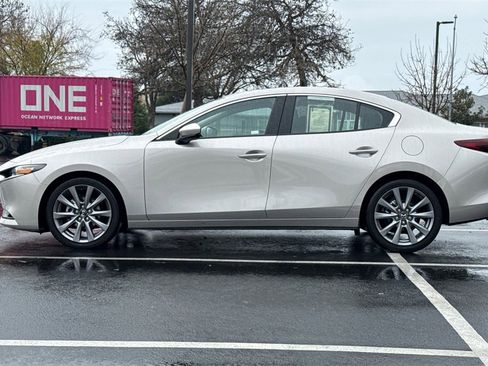 Used 2024 MAZDA MAZDA3 s image 13
