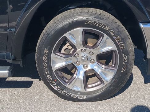 Used 2022 RAM 1500 Laramie image 10