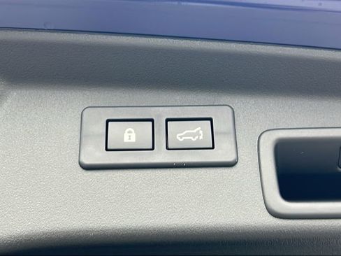 New 2026 Subaru Outback Premium image 15