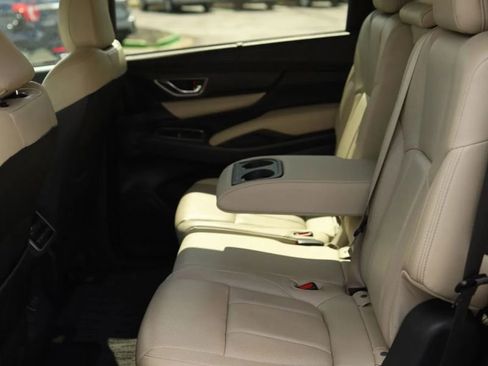 Used 2020 Subaru Ascent Limited image 31