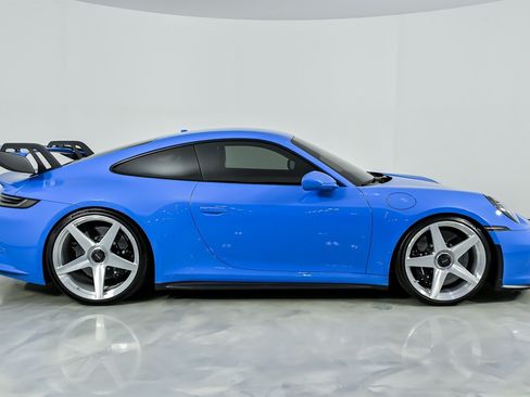 Used 2022 Porsche 911 GT3 RWD image 13