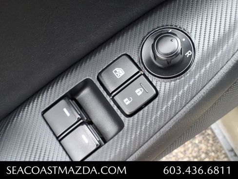 Certified 2024 MAZDA MX-5 Miata Club RWD image 9