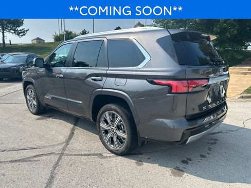 Used 2024 Toyota Sequoia Capstone AWD/4WD image 8