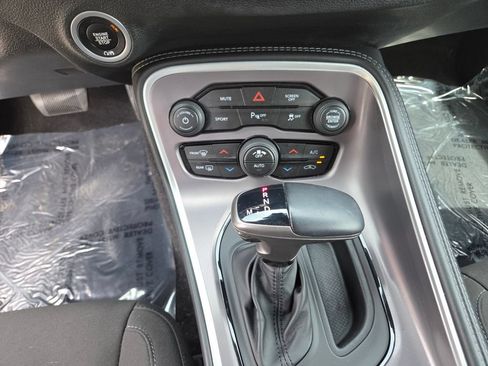 Used 2022 Dodge Challenger GT w/ Driver Convenience Group RWD image 29