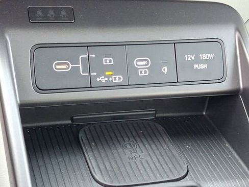 Used 2026 Hyundai Kona Limited image 28