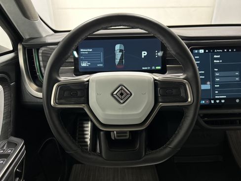 Used 2024 Rivian R1S Adventure AWD/4WD image 28