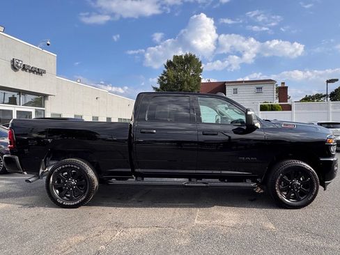 Used 2026 RAM 2500 Big Horn AWD/4WD image 9