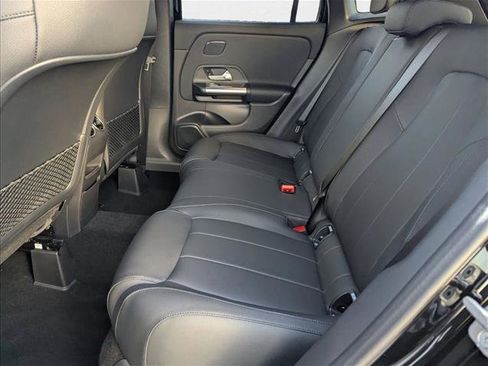 New 2025 Mercedes-Benz GLA 250 image 13