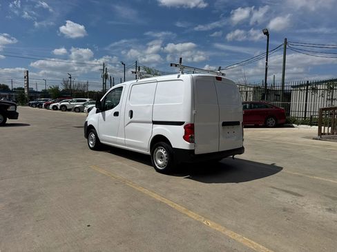 Used 2019 Nissan NV200 S image 5