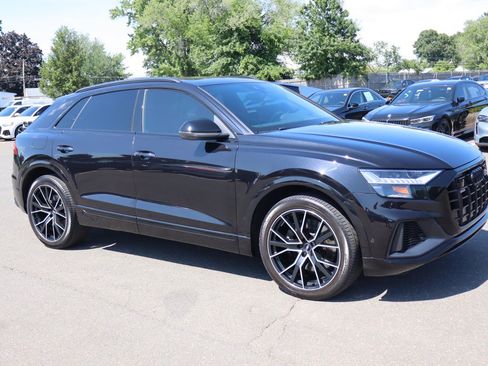 Used 2020 Audi SQ8 Prestige w/ Prestige Package AWD/4WD image 3