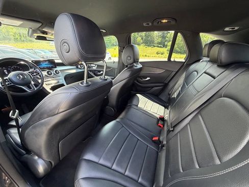 Used 2022 Mercedes-Benz GLC 300 4MATIC image 13