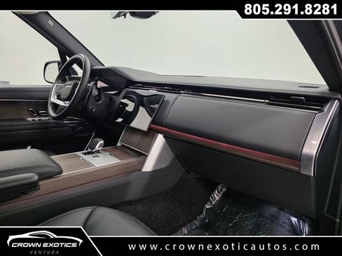 Used 2025 Land Rover Range Rover Autobiography AWD/4WD image 11