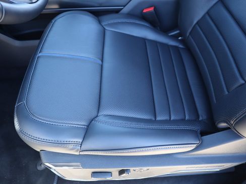 New 2025 Ford F150 Platinum w/ Equipment Group 702A High image 13